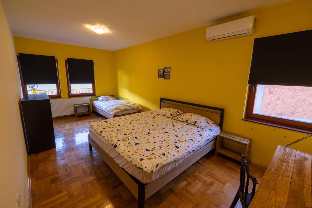 Hostel Prishtina Backpackers 프리슈티나 외부 사진