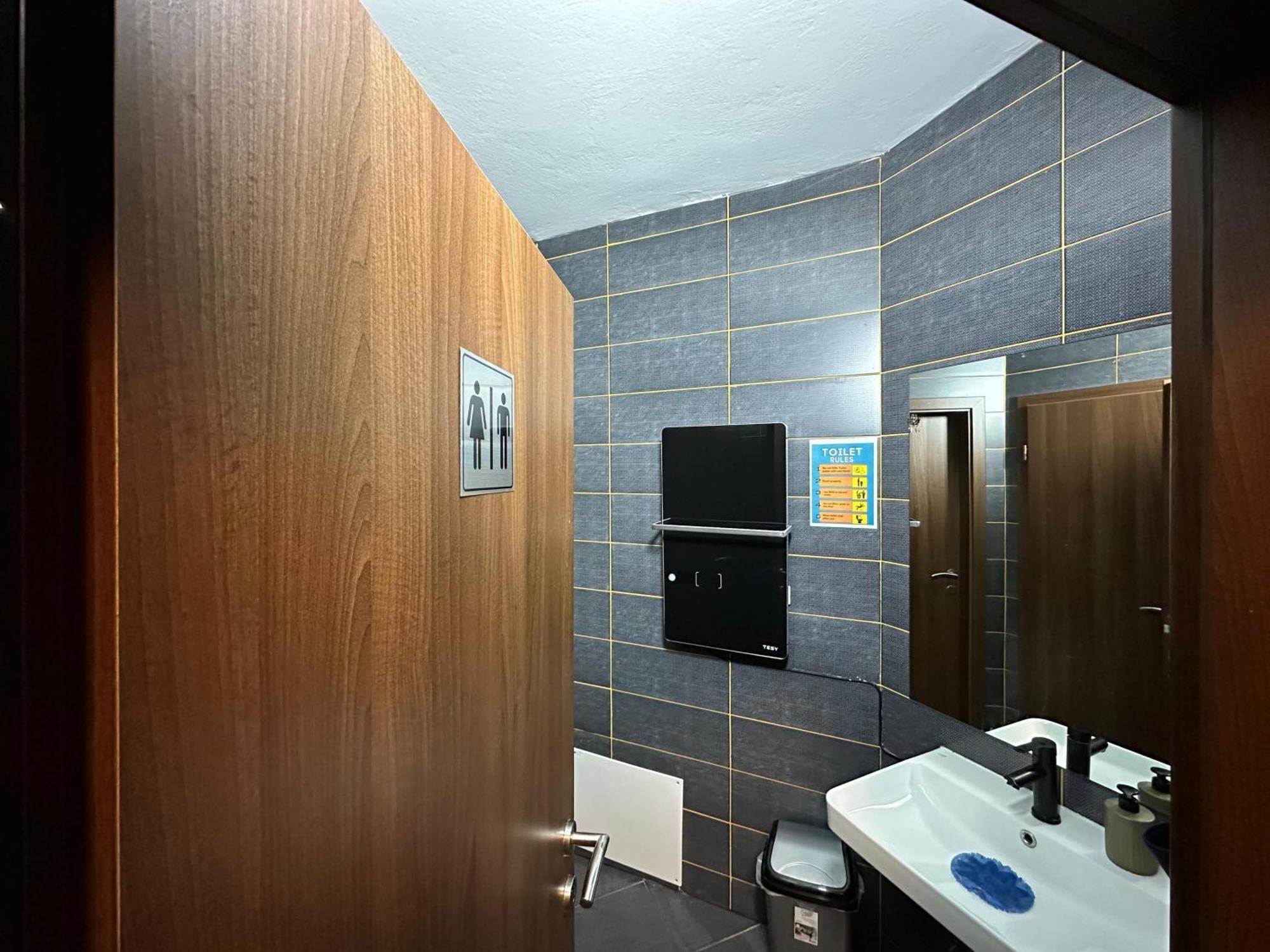 Hostel Prishtina Backpackers 프리슈티나 외부 사진